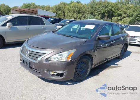 2013 Nissan Altima 2.5 S из США, поврежденный, VIN 1N4AL3AP0DC227031